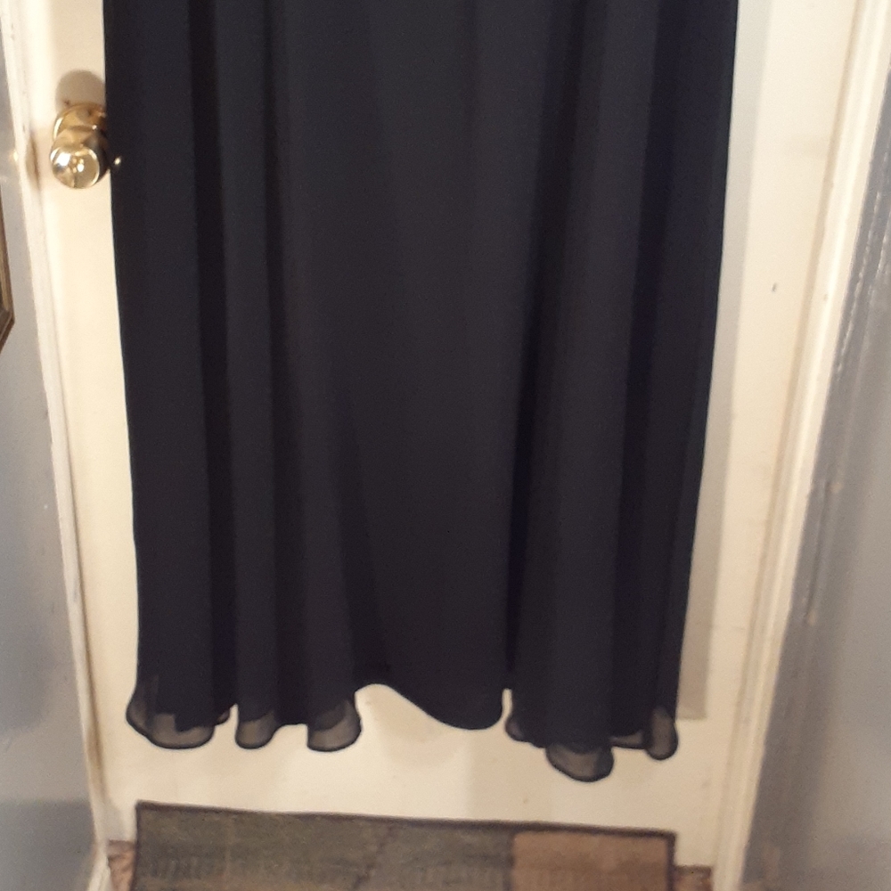 EVER ♡ PRETTY black maxi dress - Picture 4 of 10